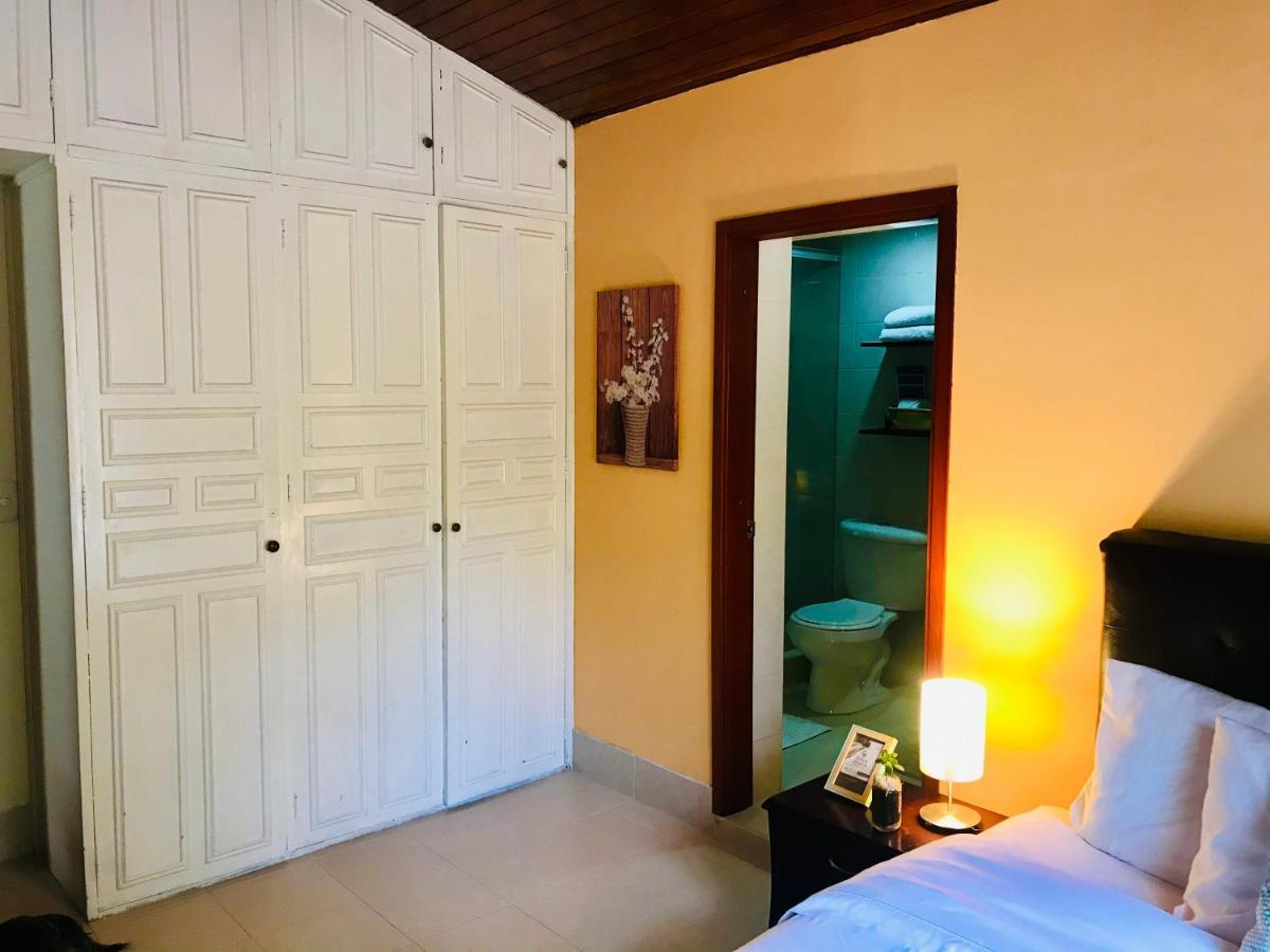 Casa Prada Bed & Breakfast Богота Экстерьер фото