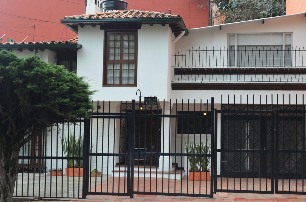 Casa Prada Bed & Breakfast Богота Экстерьер фото