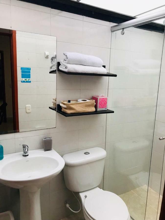 Casa Prada Bed & Breakfast Богота Экстерьер фото