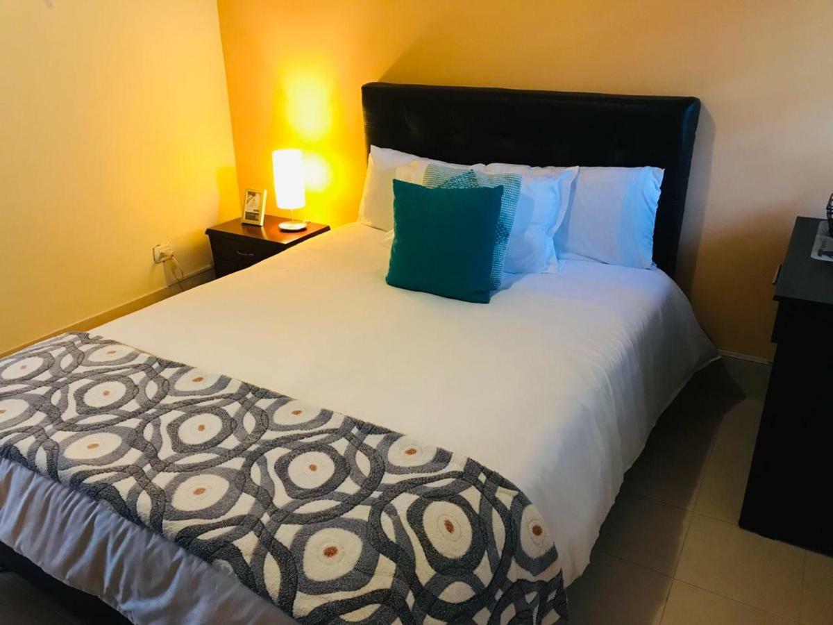 Casa Prada Bed & Breakfast Богота Экстерьер фото