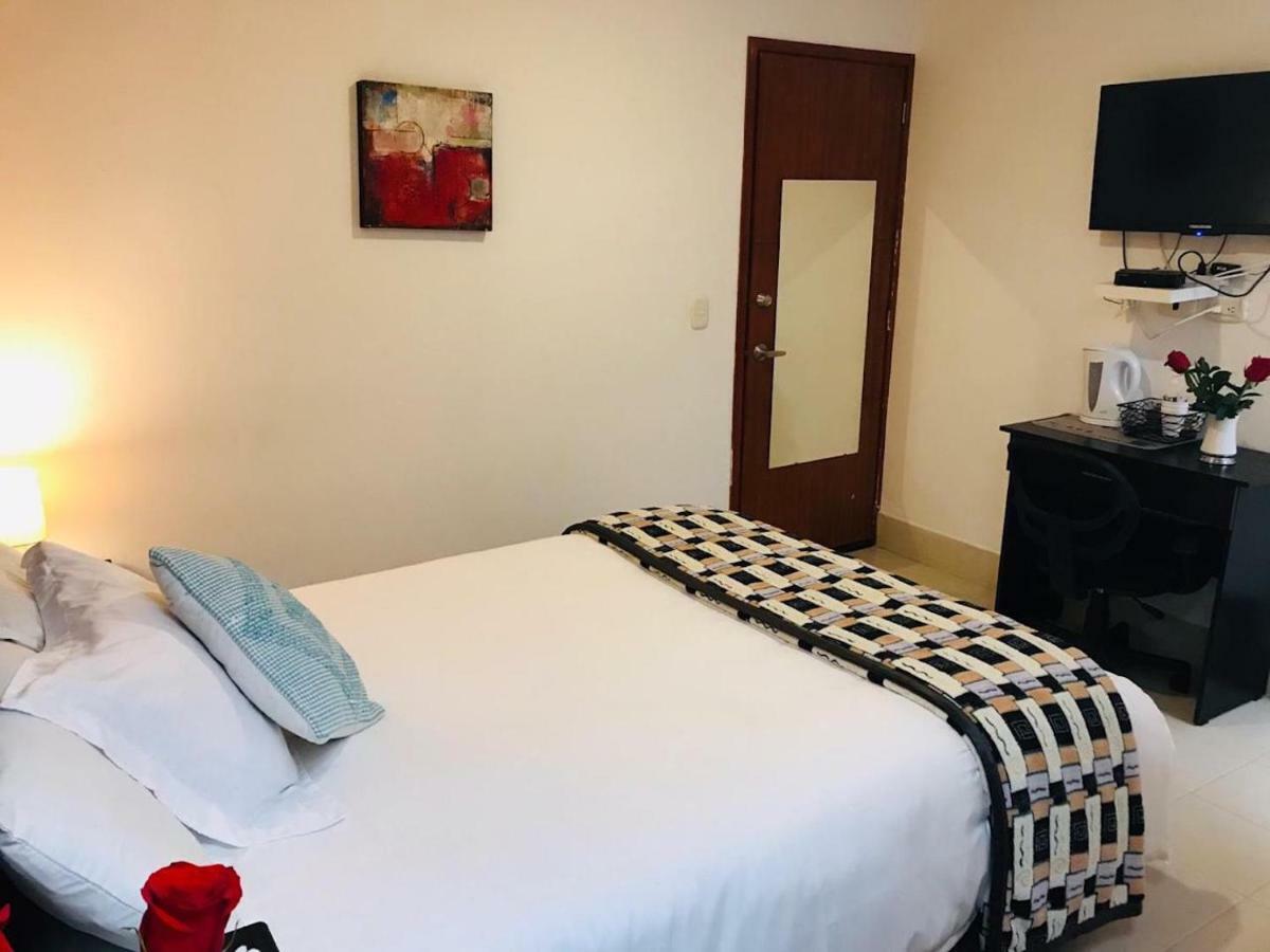 Casa Prada Bed & Breakfast Богота Экстерьер фото